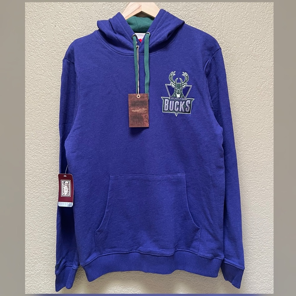 Mitchell & Ness Hardwood Classics Milwaukee Bucks Hooded Sweatshirt Men’s Size M